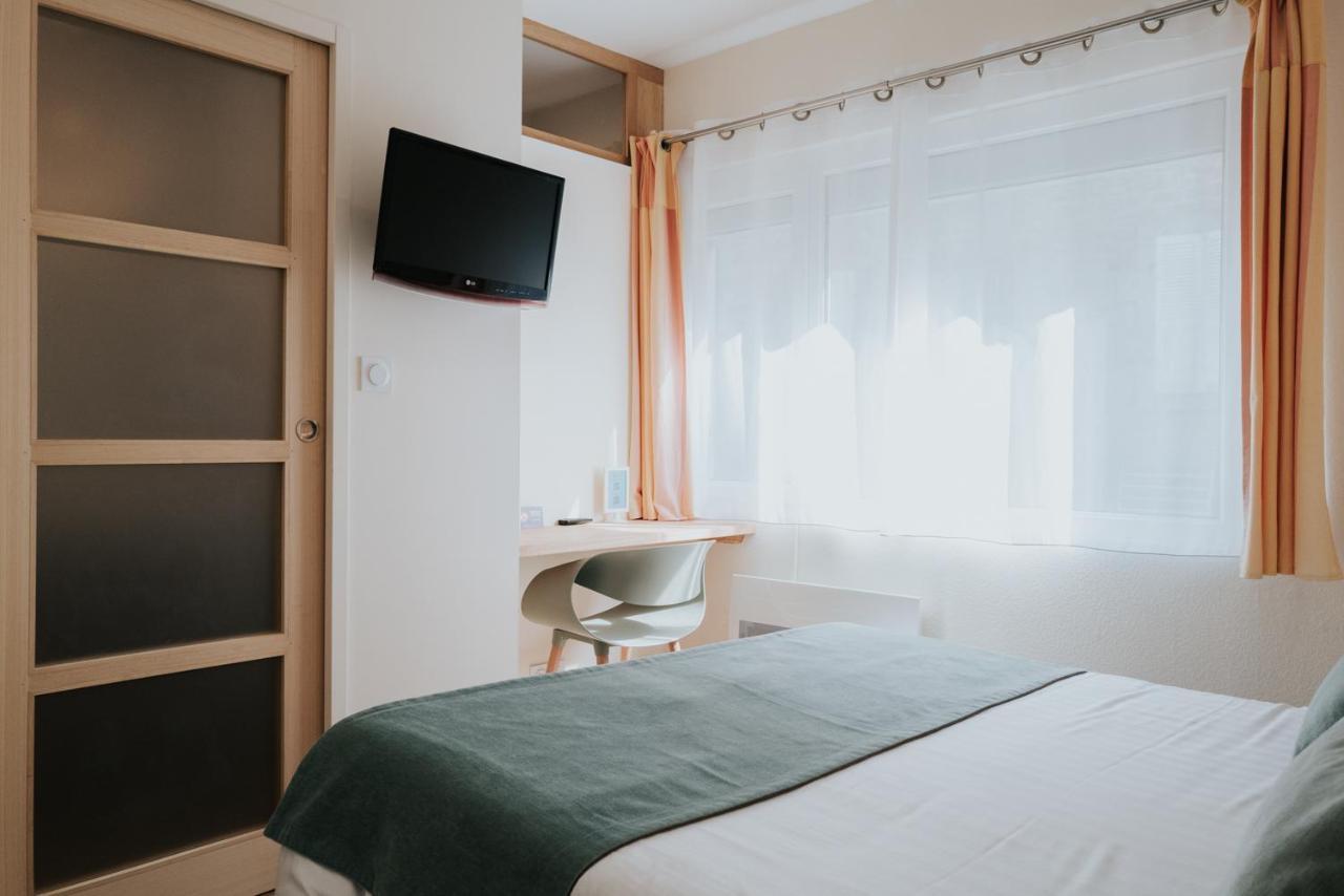 Hotel Aux Tamaris - Vue Mer Роскоф Экстерьер фото