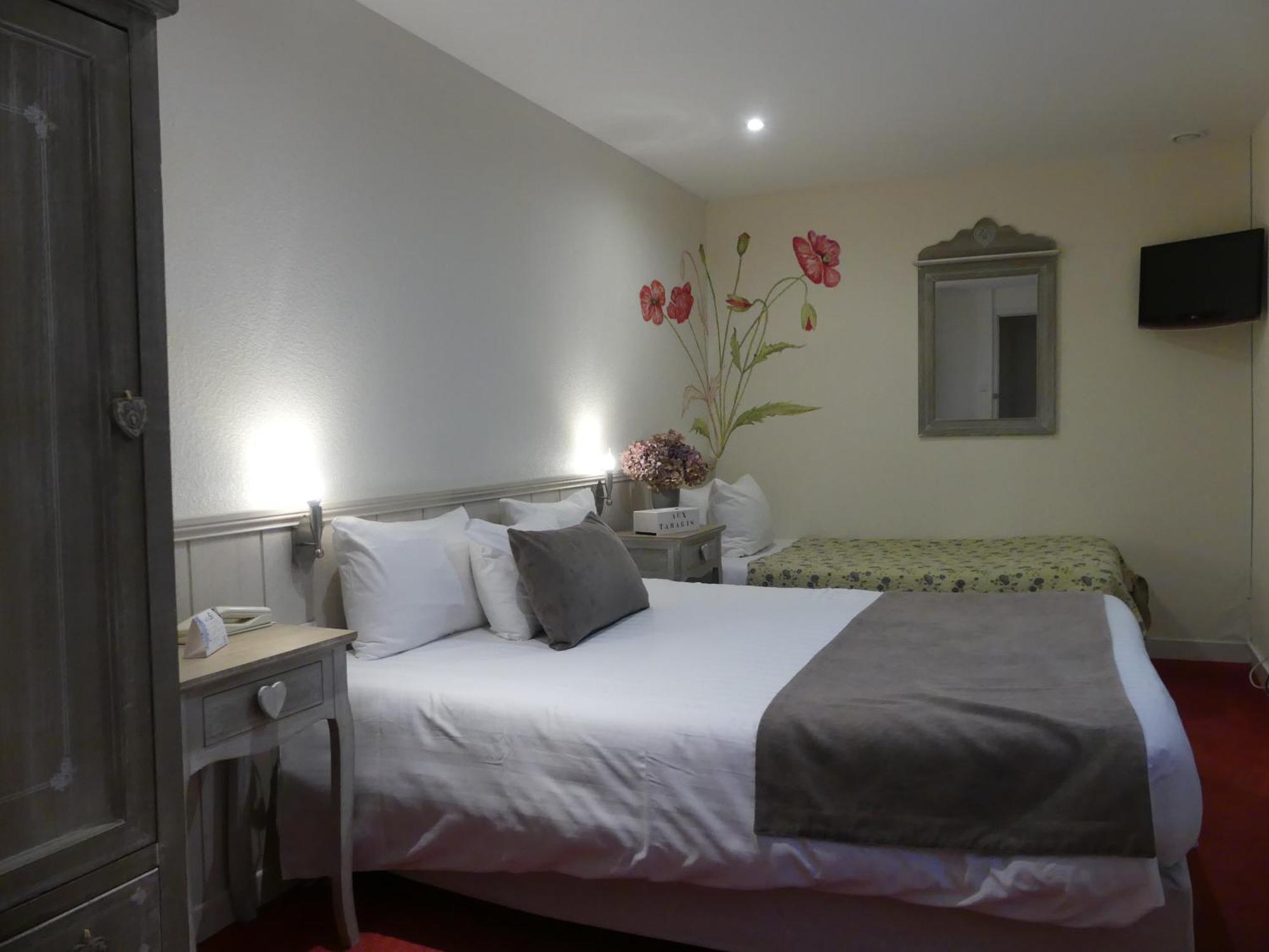 Hotel Aux Tamaris - Vue Mer Роскоф Номер фото